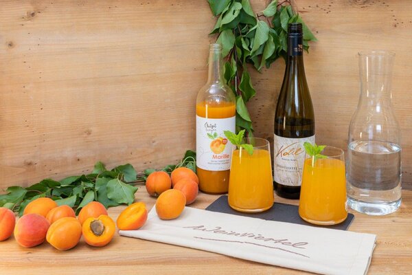Marillenspritzer_LEADER Region Weinviertel Ost/simsan-fotografie © 